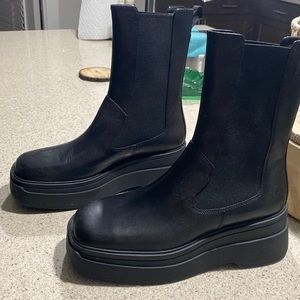 Vagabond boots